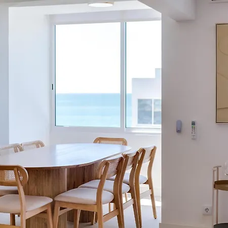 Art And Sea 2 Bedroom Apartment Quarteira