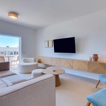 Art And Sea 2 Bedroom Apartment Quarteira